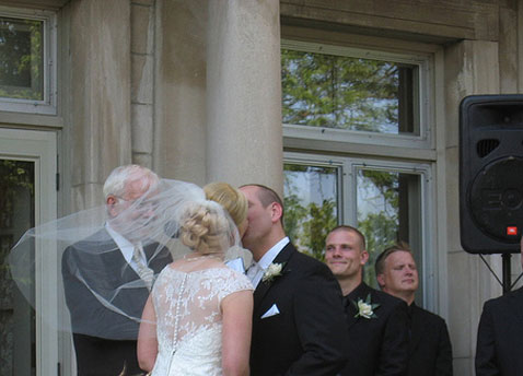 Financial Tips For Newlyweds